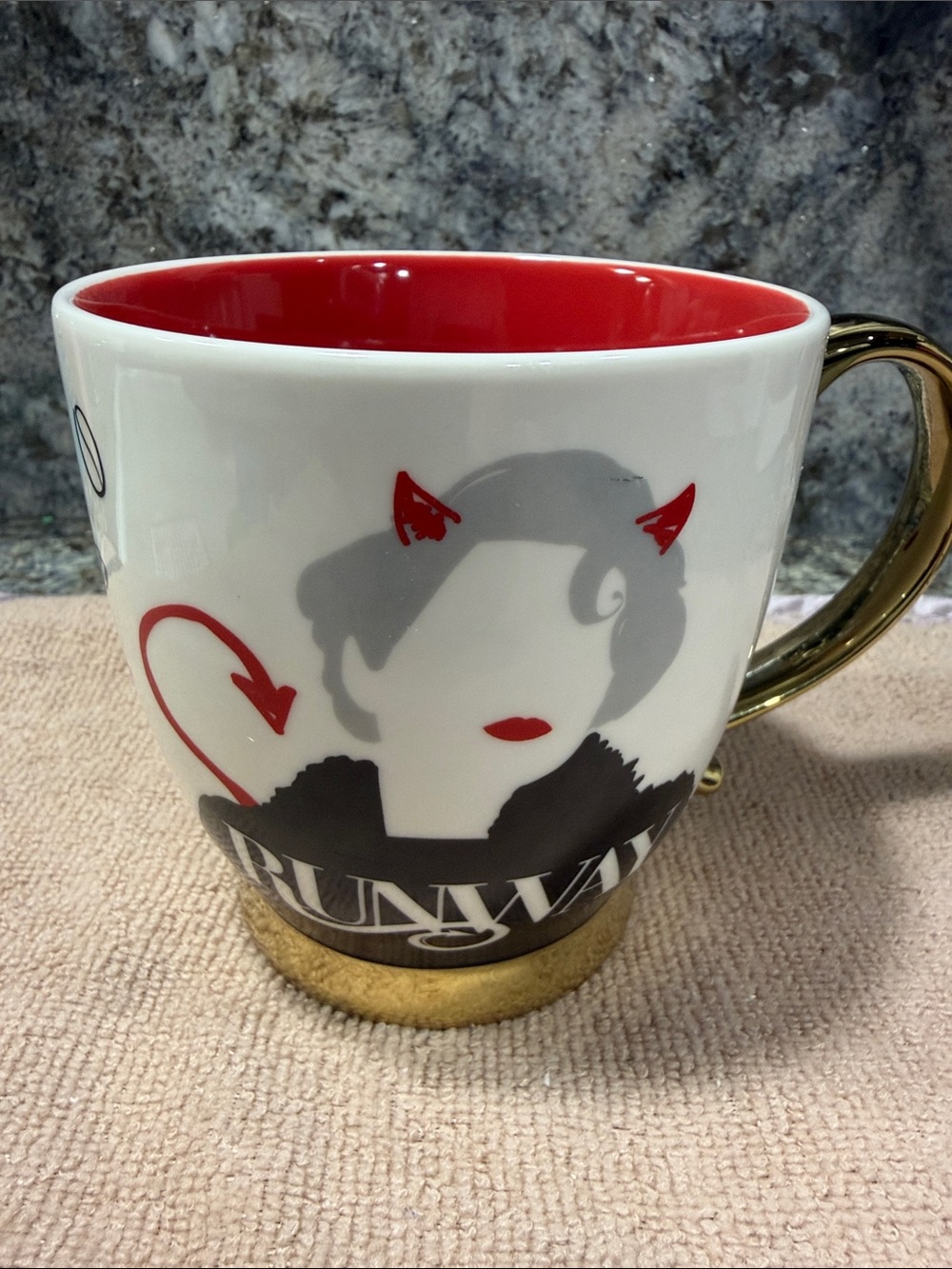 NWT The Devil Wears Prada Coffee Mug – Miranda Priestly Inspired Gold Handle Mug